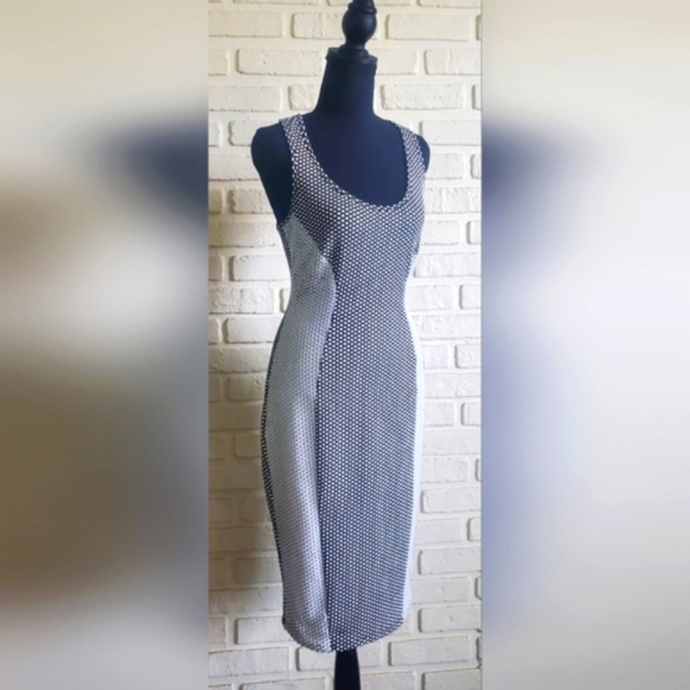 2B Bebe Bodycon Wiggle Dress Polka dot Racer Back Black White  Unique Size Small